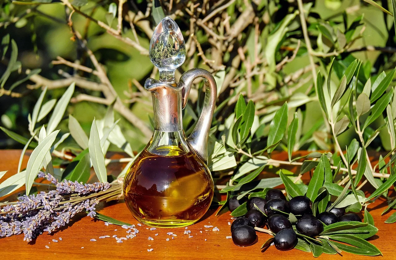 Olive Oil, Secret B
